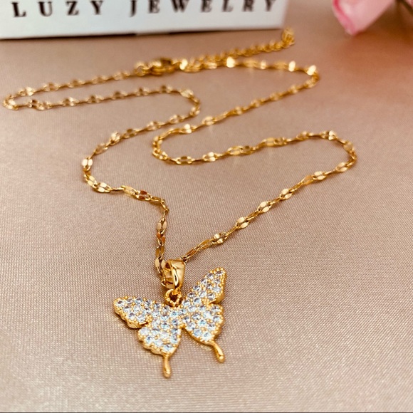18K Gold CZ Butterfly Lip Chain Necklace - Picture 4 of 7